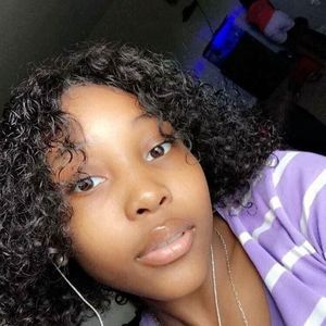 Meet your Posher, Destiny